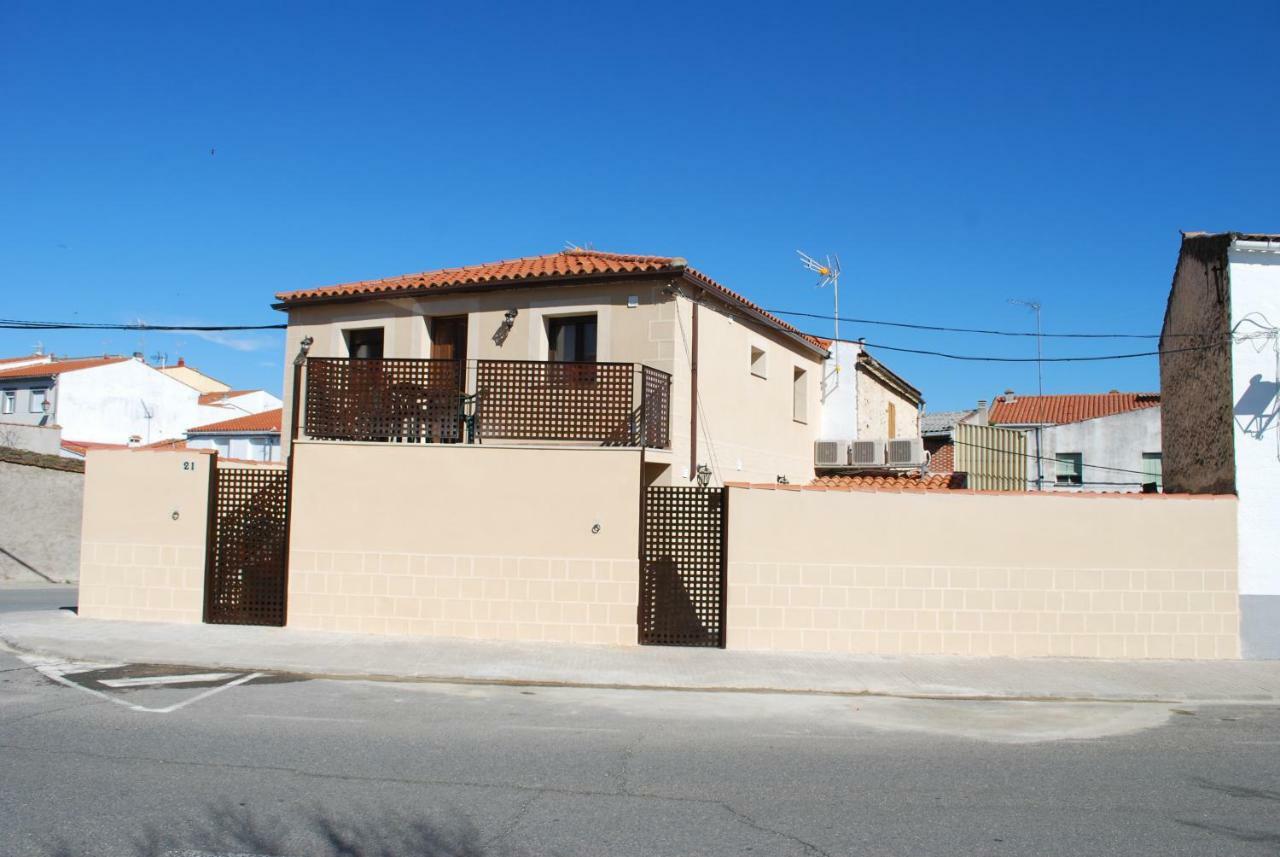 Apartamentos Rurales El Trillo Malpartida De Plasencia Exteriör bild