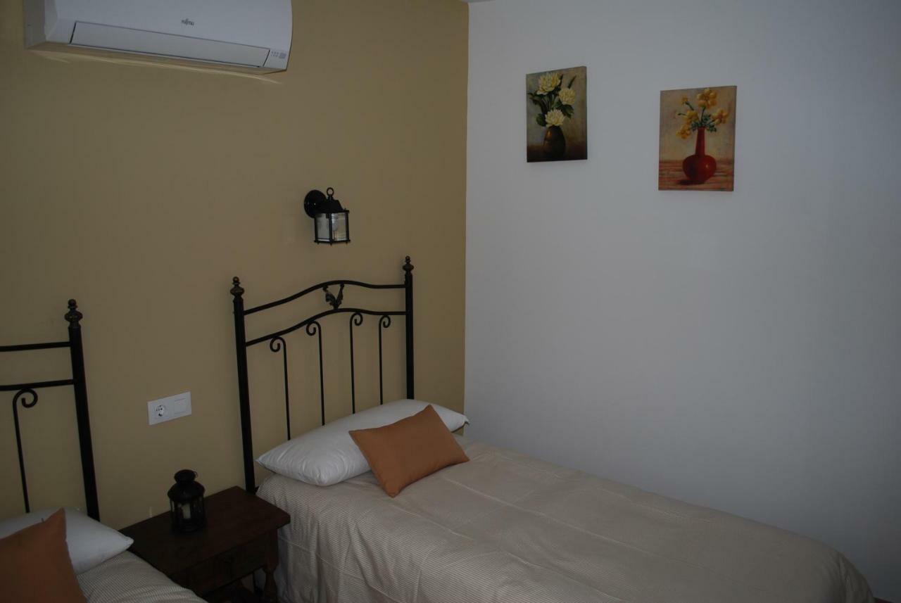 Apartamentos Rurales El Trillo Malpartida De Plasencia Exteriör bild