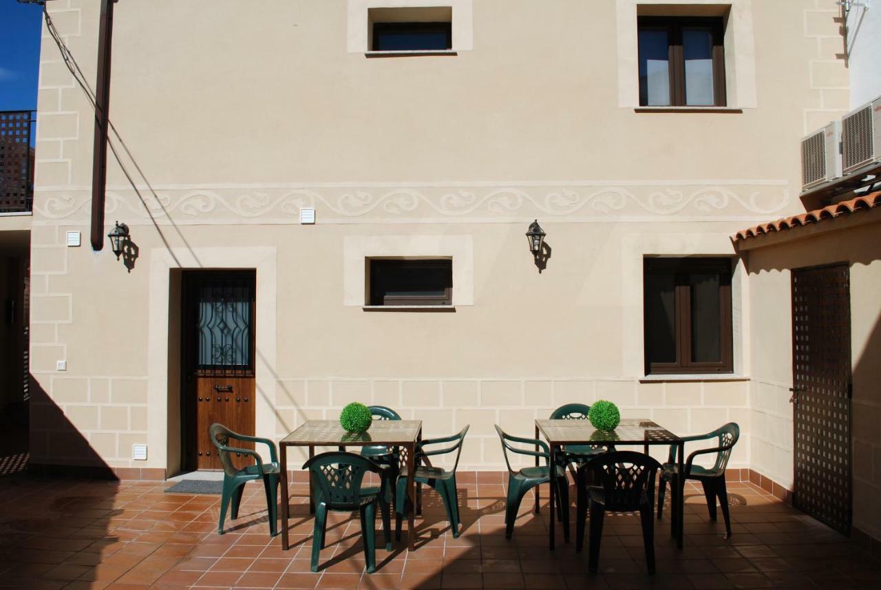 Apartamentos Rurales El Trillo Malpartida De Plasencia Exteriör bild