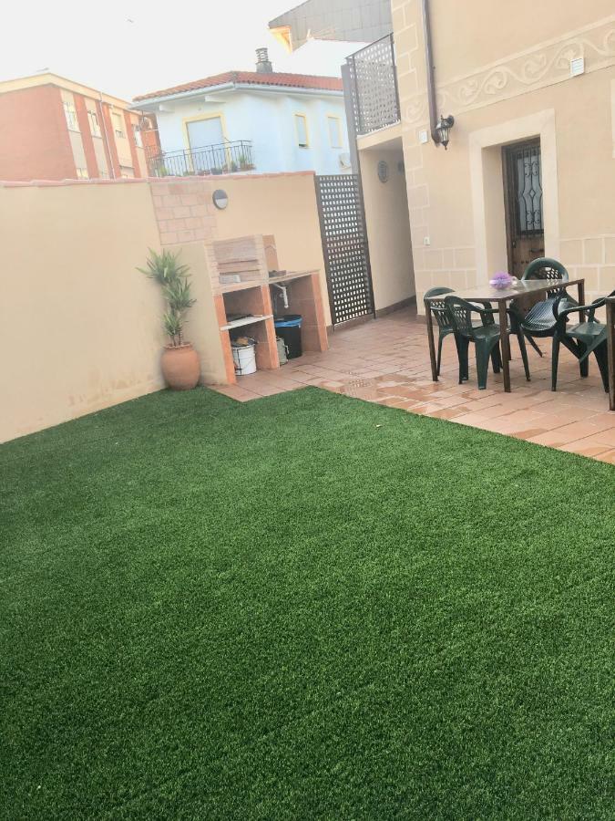 Apartamentos Rurales El Trillo Malpartida De Plasencia Exteriör bild