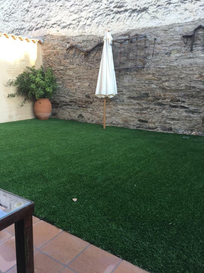 Apartamentos Rurales El Trillo Malpartida De Plasencia Exteriör bild